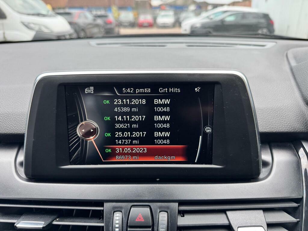 BMW 2 Series Active Tourer 225Xe Sport Phev White #40