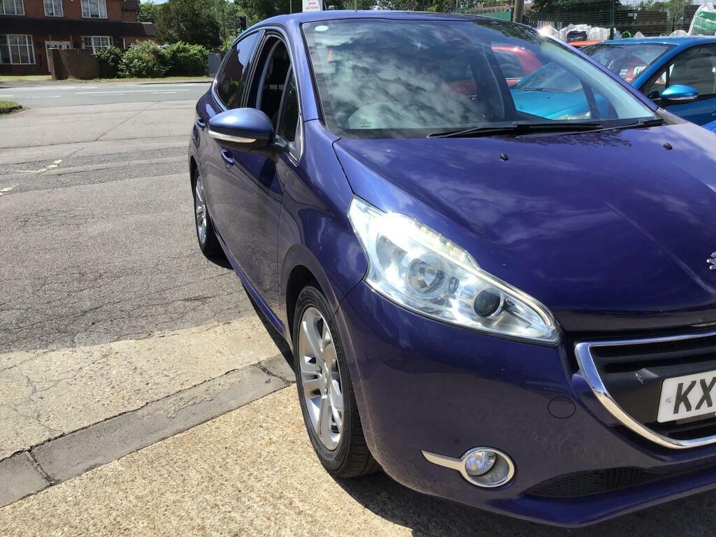 Peugeot 208 1.4 Hdi Allure Euro 5 Blue #3