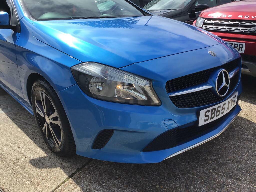 Mercedes-Benz A Class 1.5 A180d Se Euro 6 S S SB65XVG Blue #2