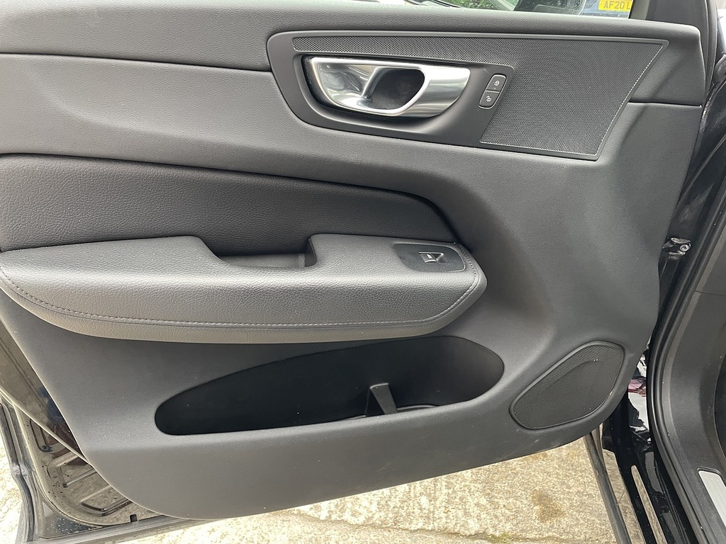 Volvo XC60 Recharge Inscription Expression, T6 Awd Plug-in Hy Blue #29
