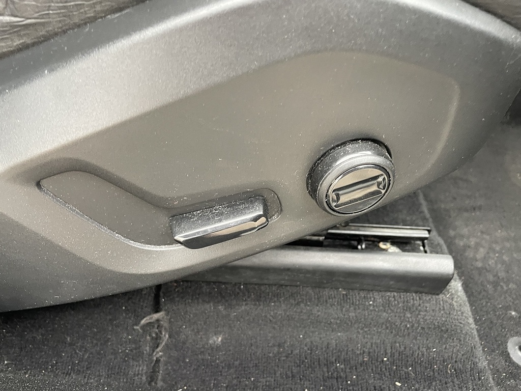 Volvo XC60 Recharge Inscription Expression, T6 Awd Plug-in Hy Blue #34