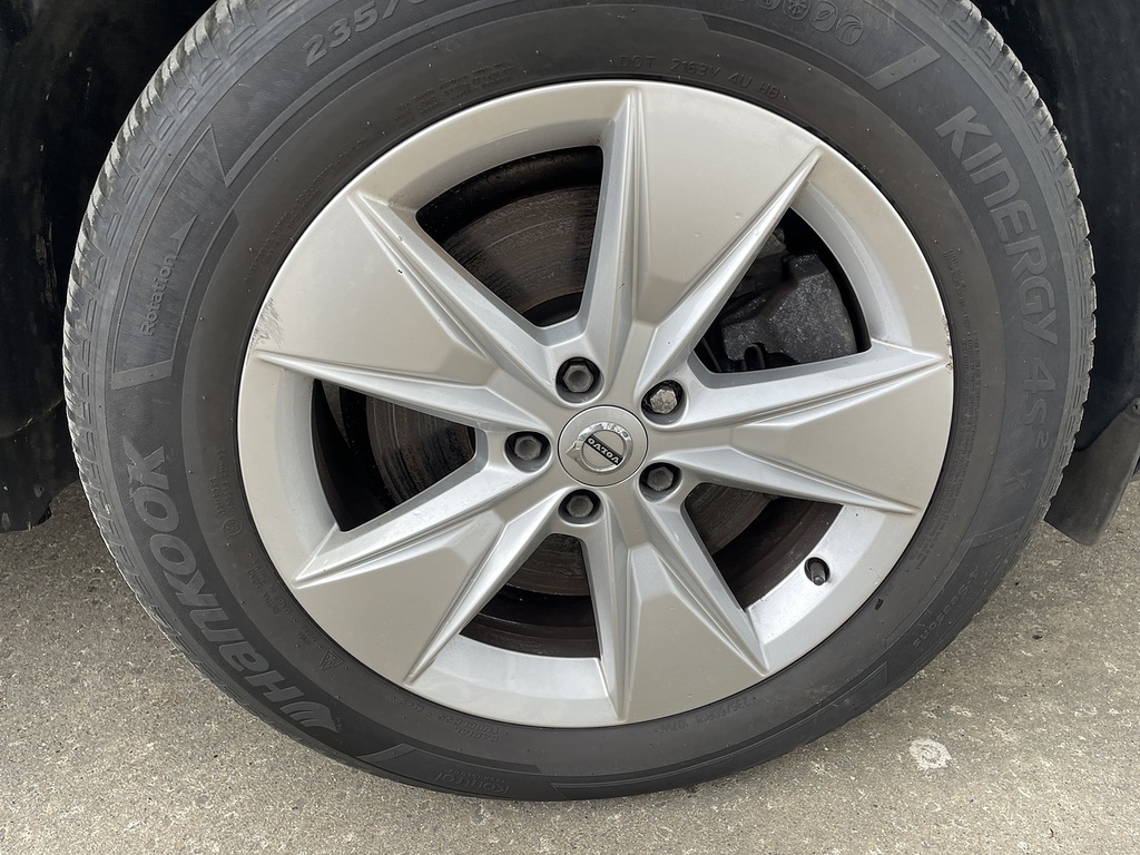 Volvo XC60 B4 Mhev Momentum U430 Ulez Black