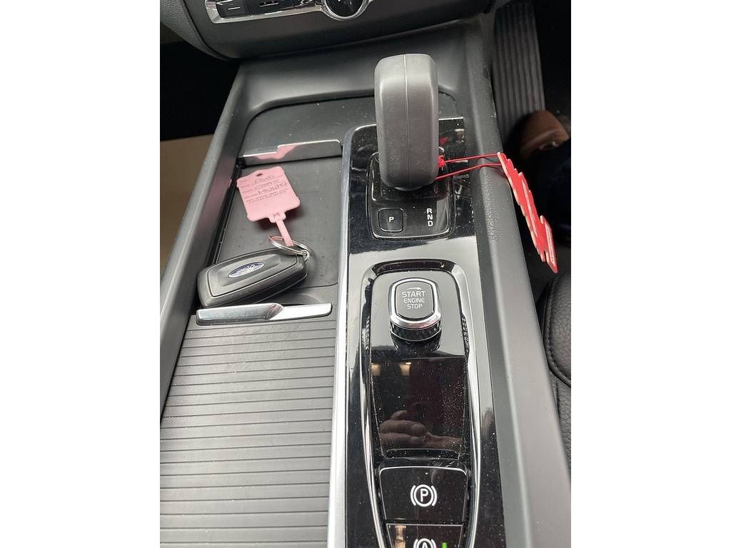 Volvo XC60 Recharge Inscription Expression, T6 Awd Plug-in Hy Blue #37
