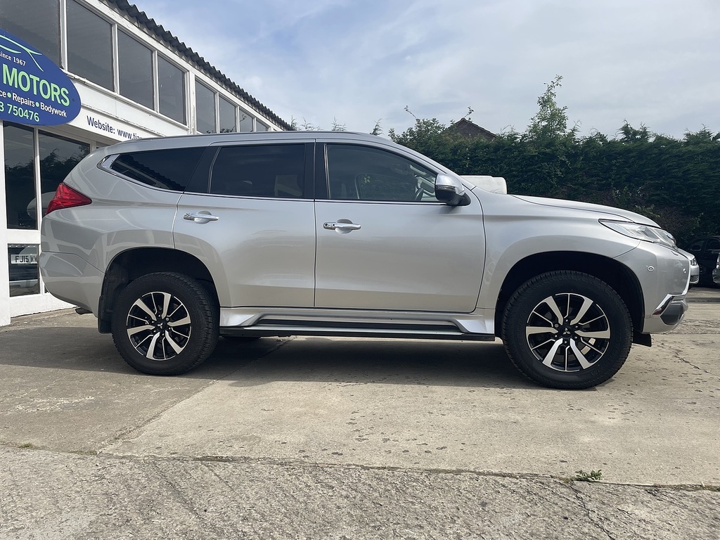 Mitsubishi Shogun Sport Suv Grey #16
