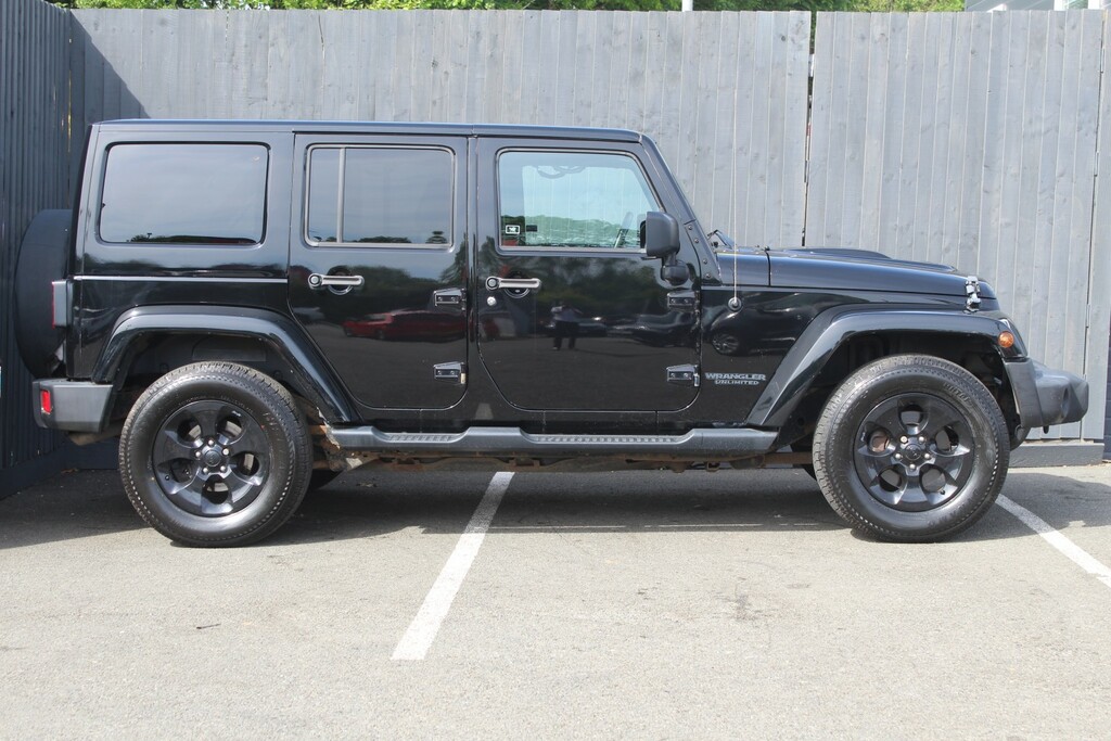 Jeep Wrangler Suv 2.8 Wrangler 4-Door Crd Black Edition 2016 Black #4