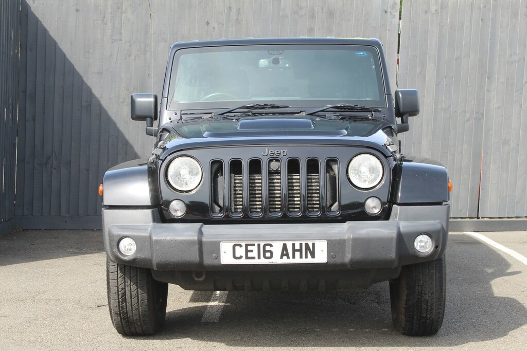 Jeep Wrangler Suv 2.8 Wrangler 4-Door Crd Black Edition 2016 Black #2