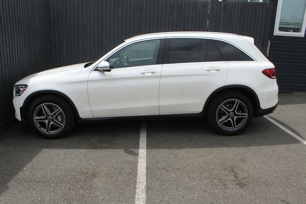 Mercedes-Benz GLC Class Suv 2.0 Glc220d Amg Line 2019 YC69DZN White #2