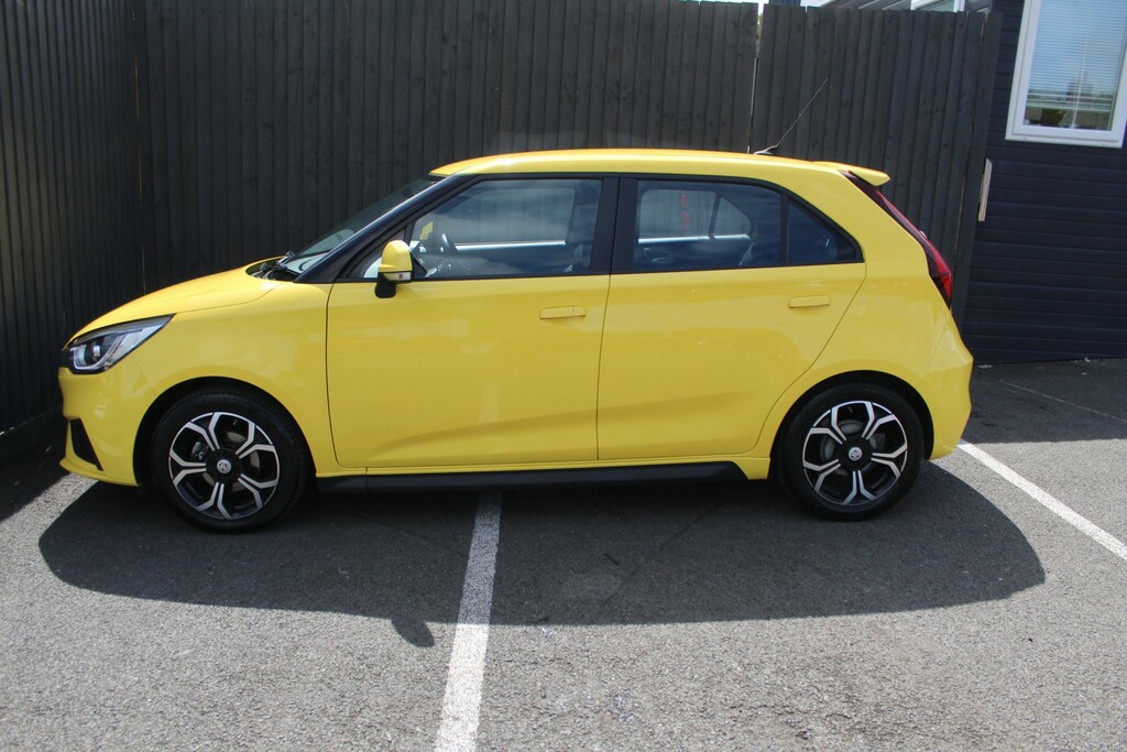 MG MG3 Hatchback 1.5 Vti-tech Excite 2022 MJ72WCY Yellow #5