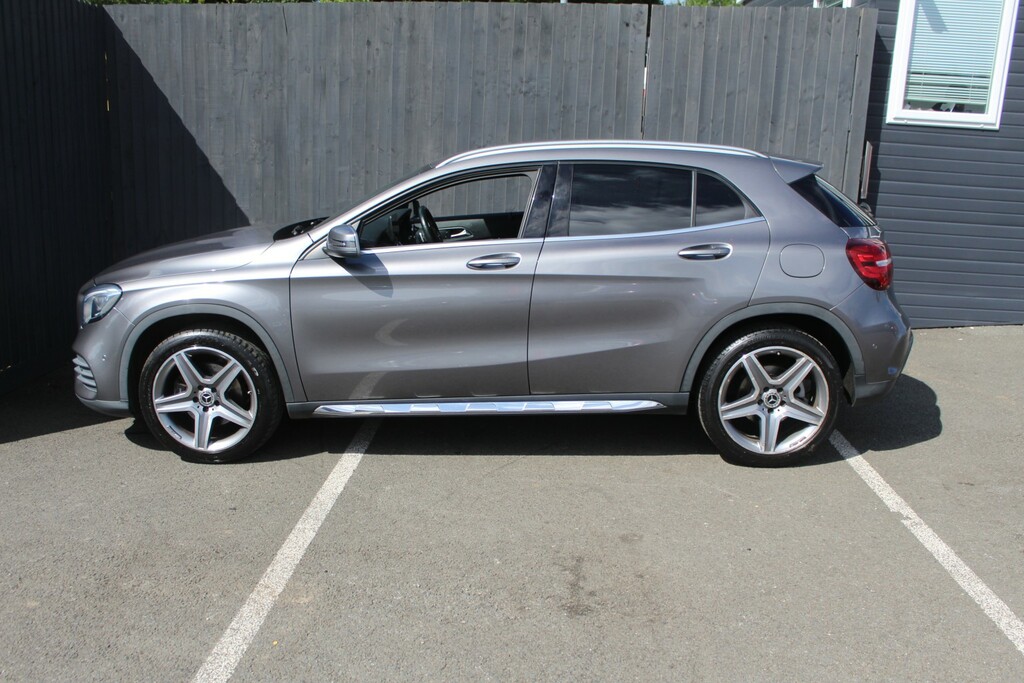 Mercedes-Benz GLA Class Suv 2.1 Gla220d Amg Line 2018 AU18GWA Grey #3