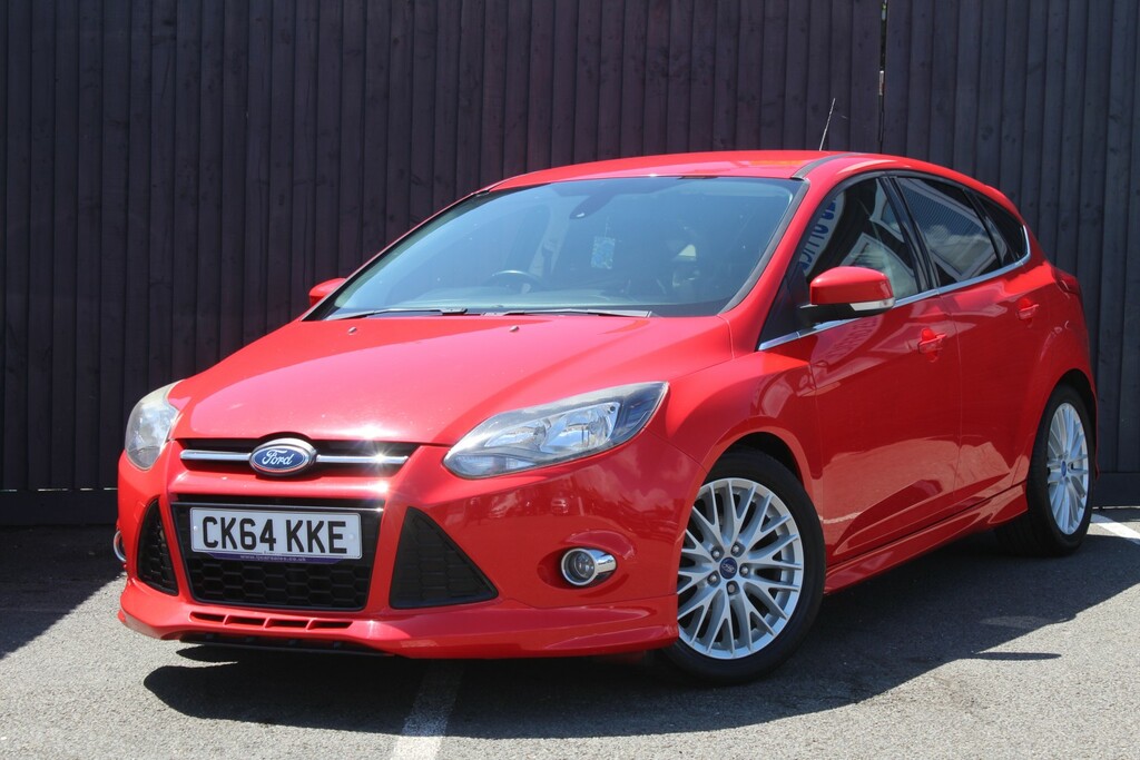 Ford Focus Hatchback 1.0 T Ecoboost Zetec S 2014 CK64KKE Red #4