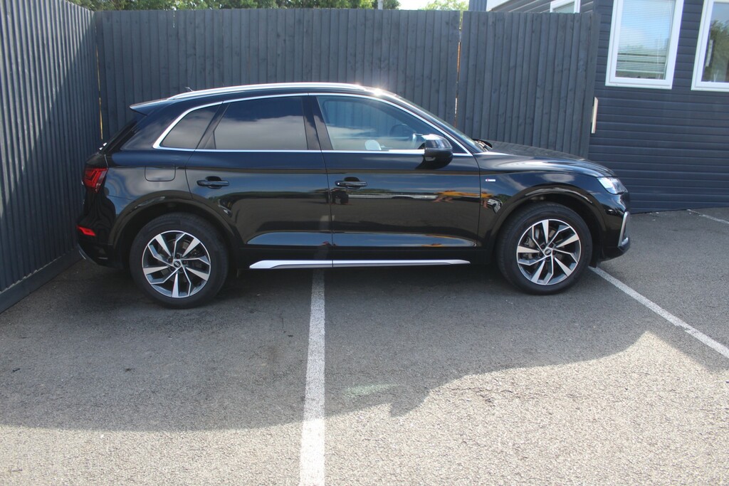 Audi Q5 Suv 2.0 Tdi 40 S Line 2021 DG21FYL Black #6