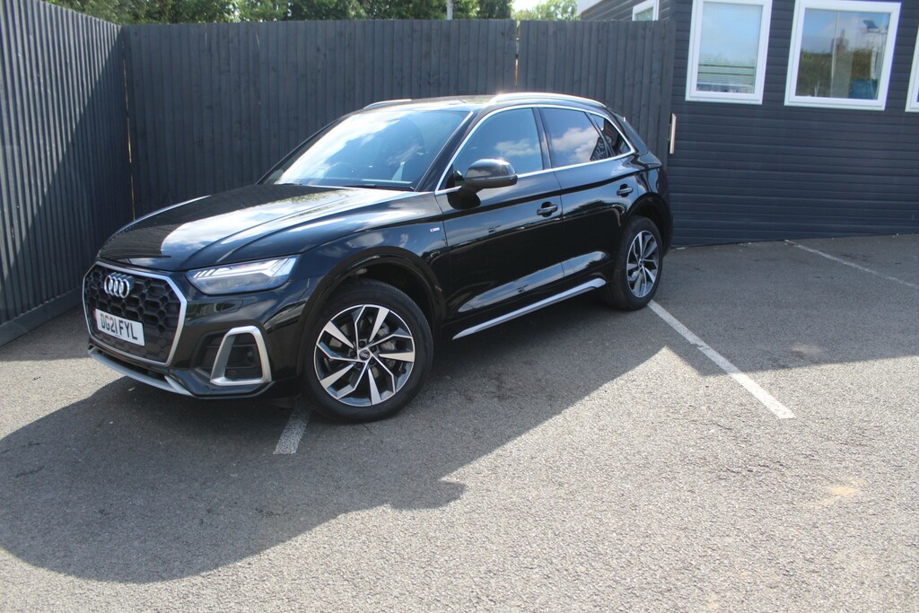 Audi Q5 Suv 2.0 Tdi 40 S Line 2021 DG21FYL Black #4