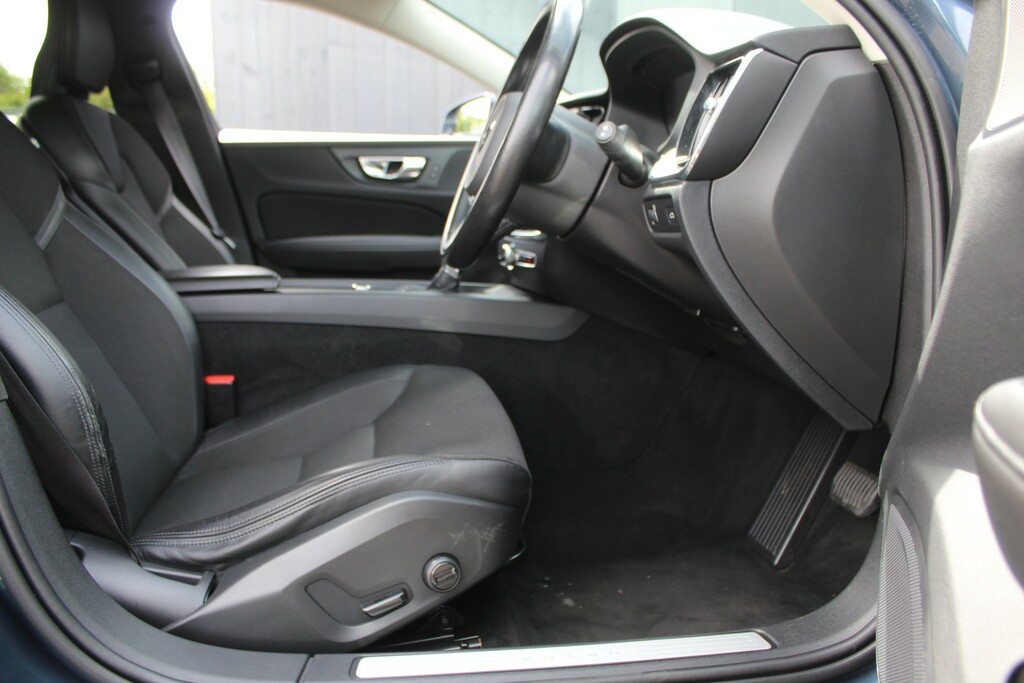 Volvo V60 D4 Inscription Silver #13