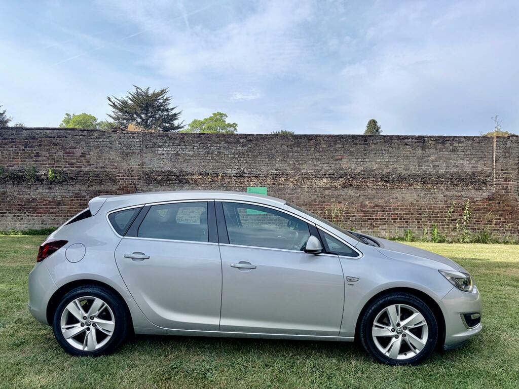 Vauxhall Astra 1.4I Sri Euro 6 DY65FKZ Silver #2