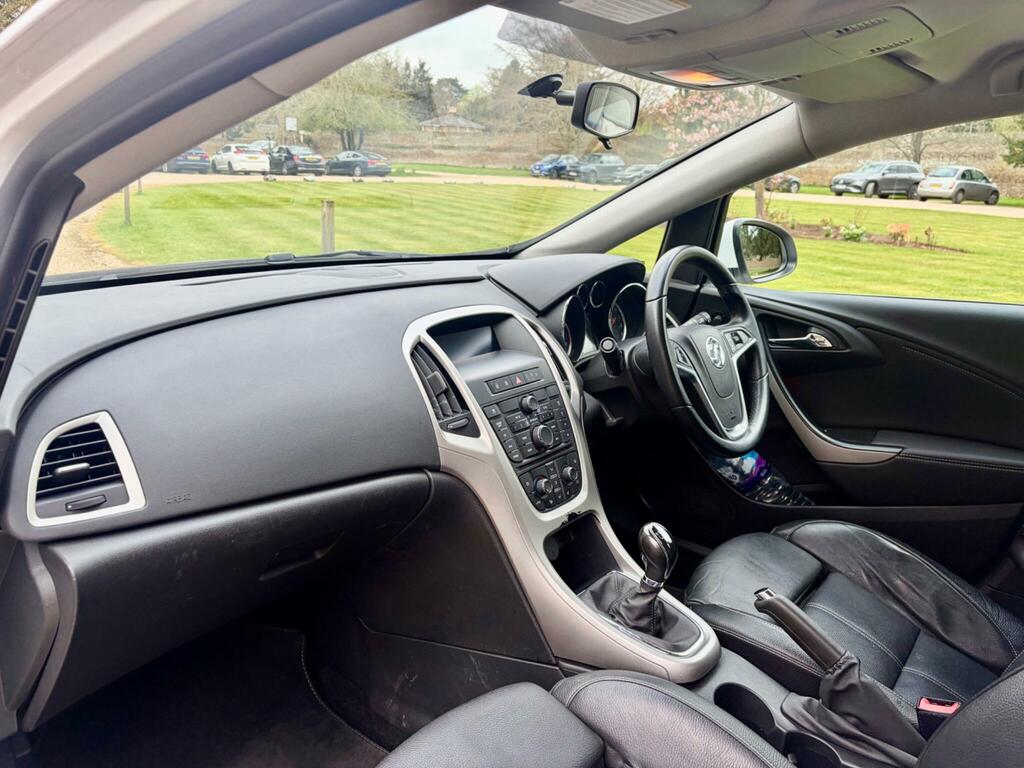Vauxhall Astra 1.4I Turbo Limited Edition Euro 6 GU16HBJ Black #3