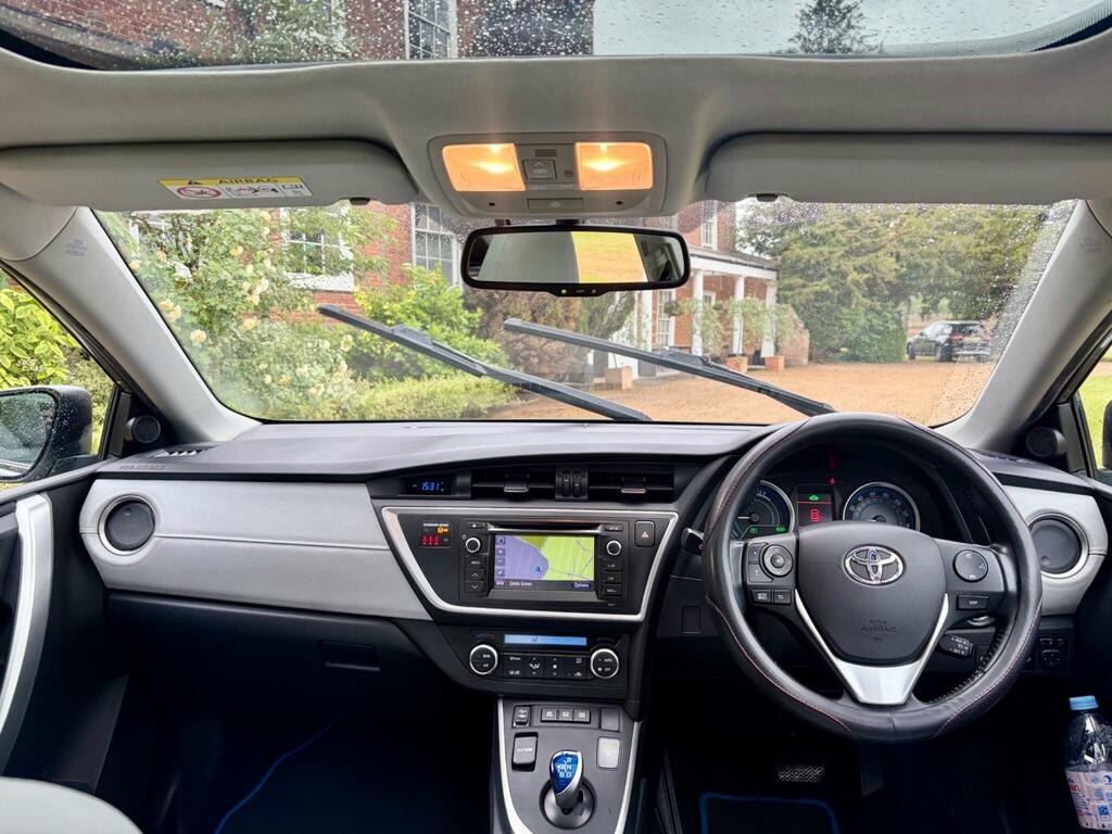 Toyota Auris Excel Grey #3
