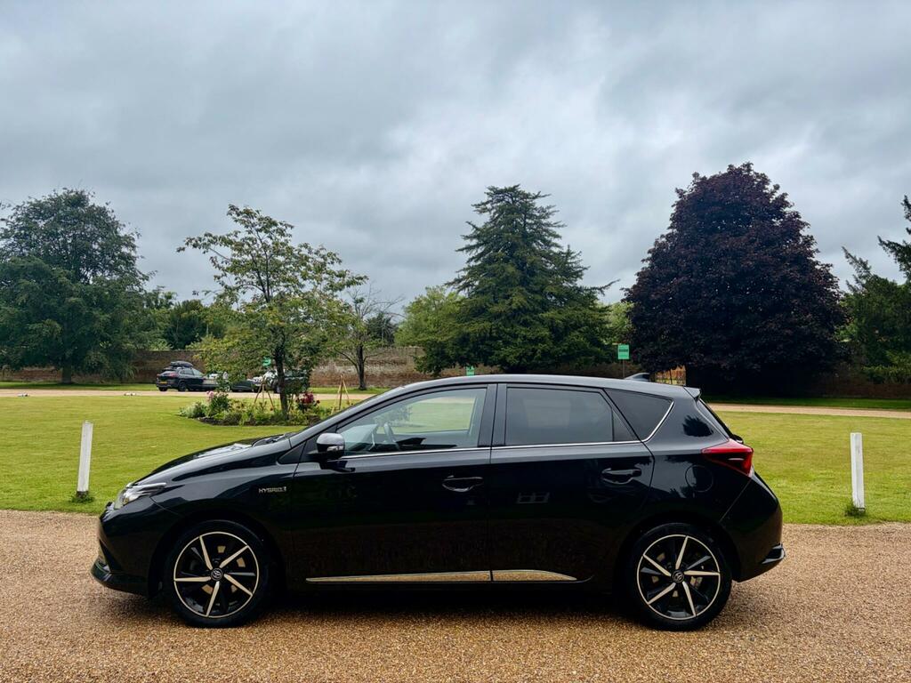 Toyota Auris Active Silver #31