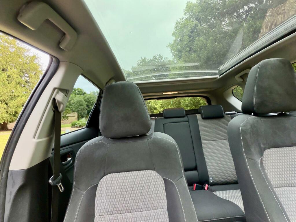 Toyota Auris Active Silver #43