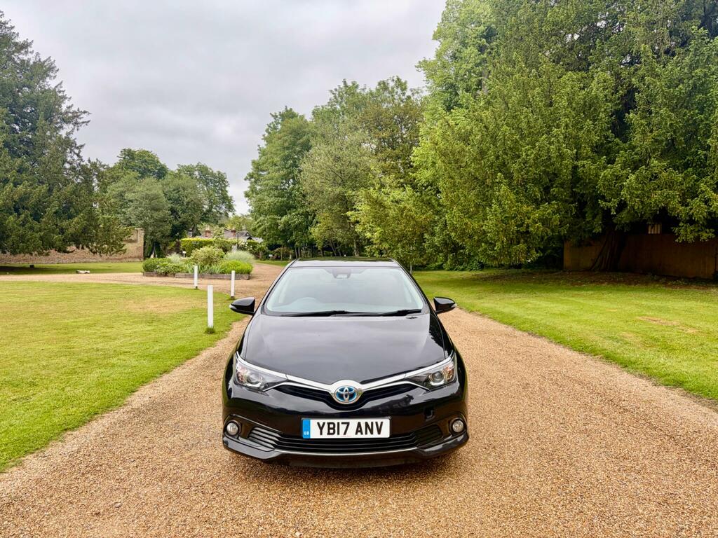 Toyota Auris Active Silver #15