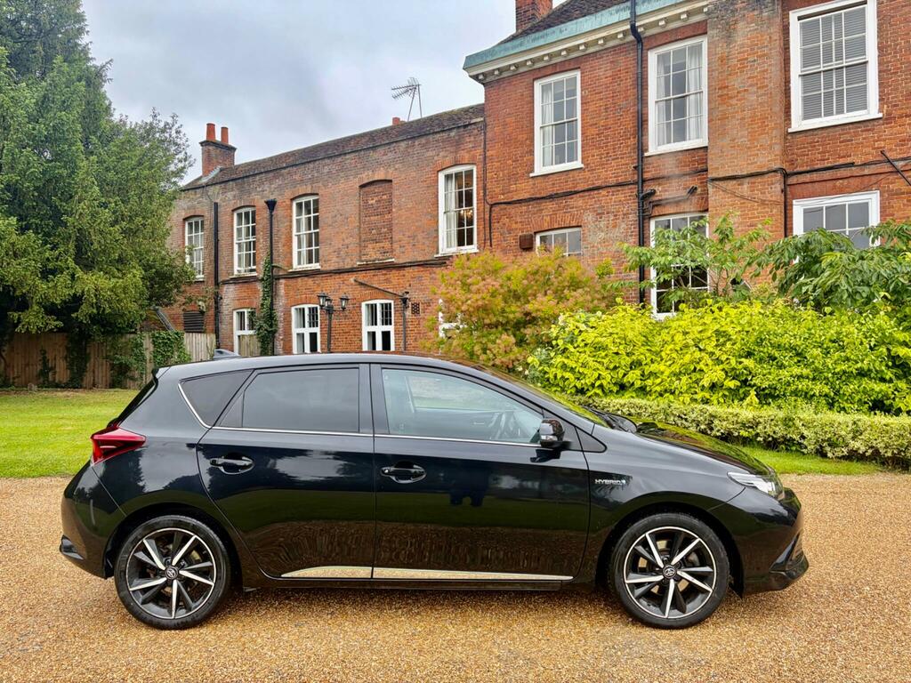 Toyota Auris Active Silver #19