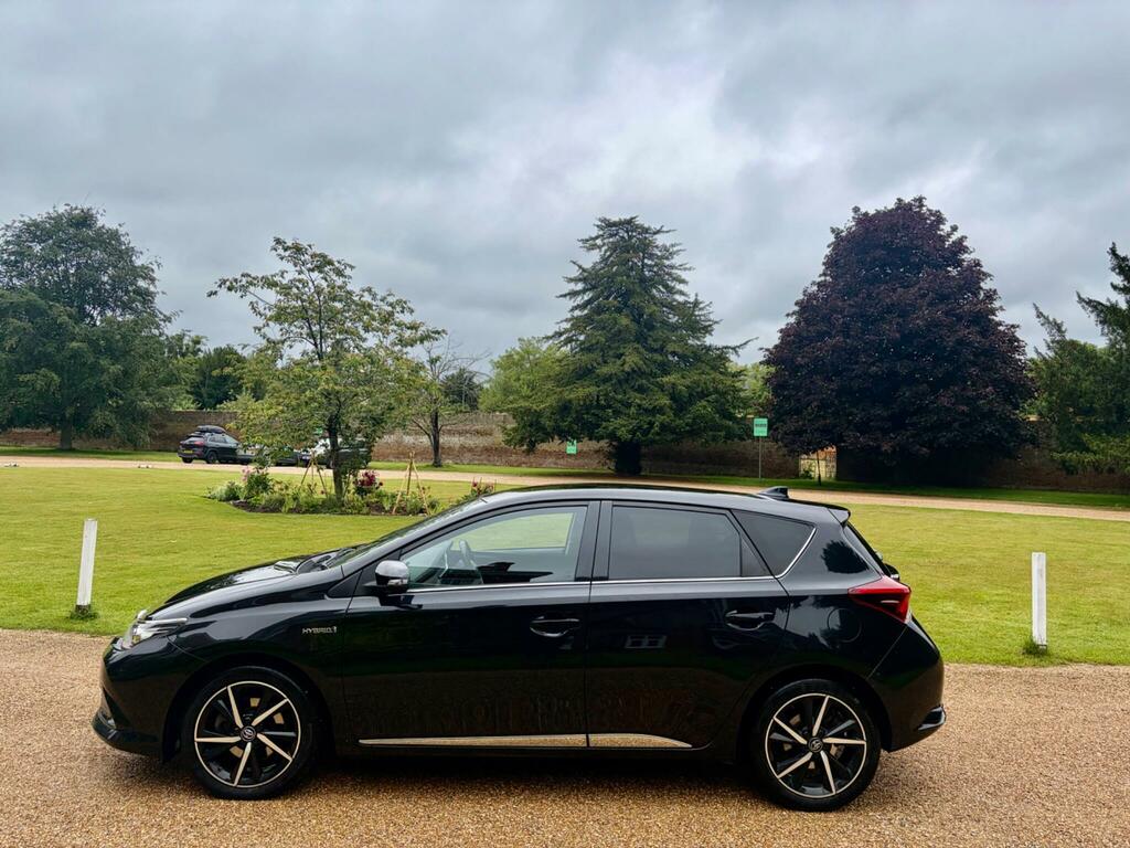 Toyota Auris Active Silver #24