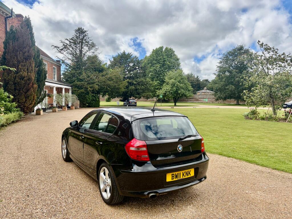 BMW 1 Series Black #20