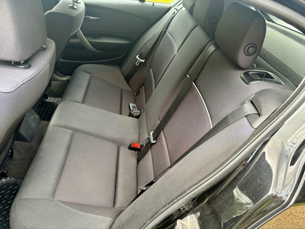 BMW 1 Series Black #25