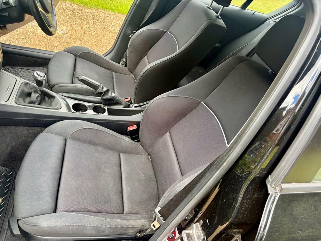 BMW 1 Series Black #28