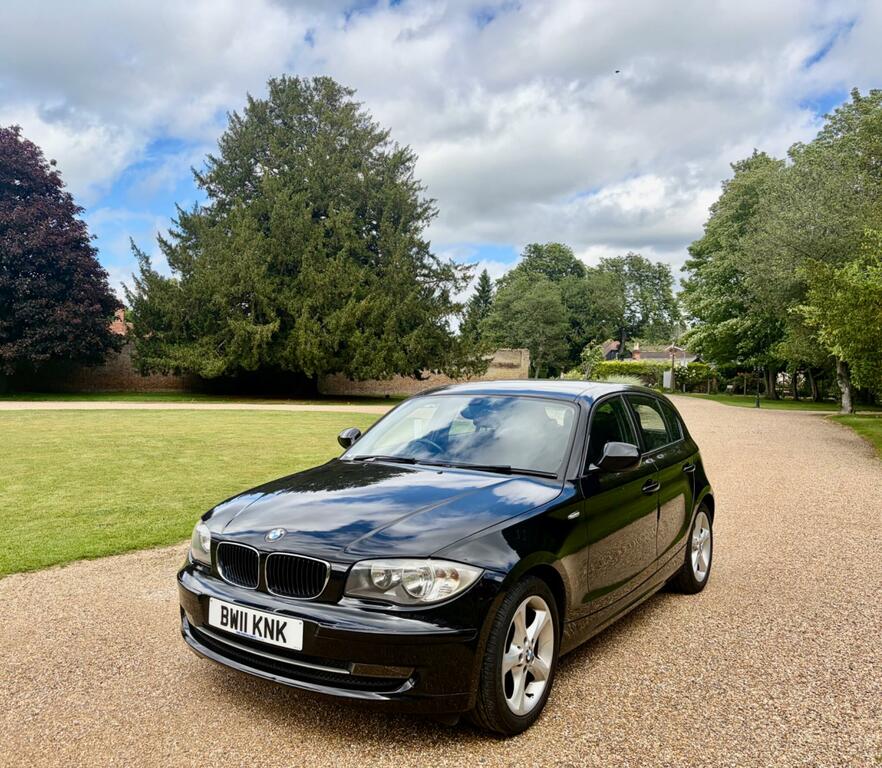 BMW 1 Series Black #1