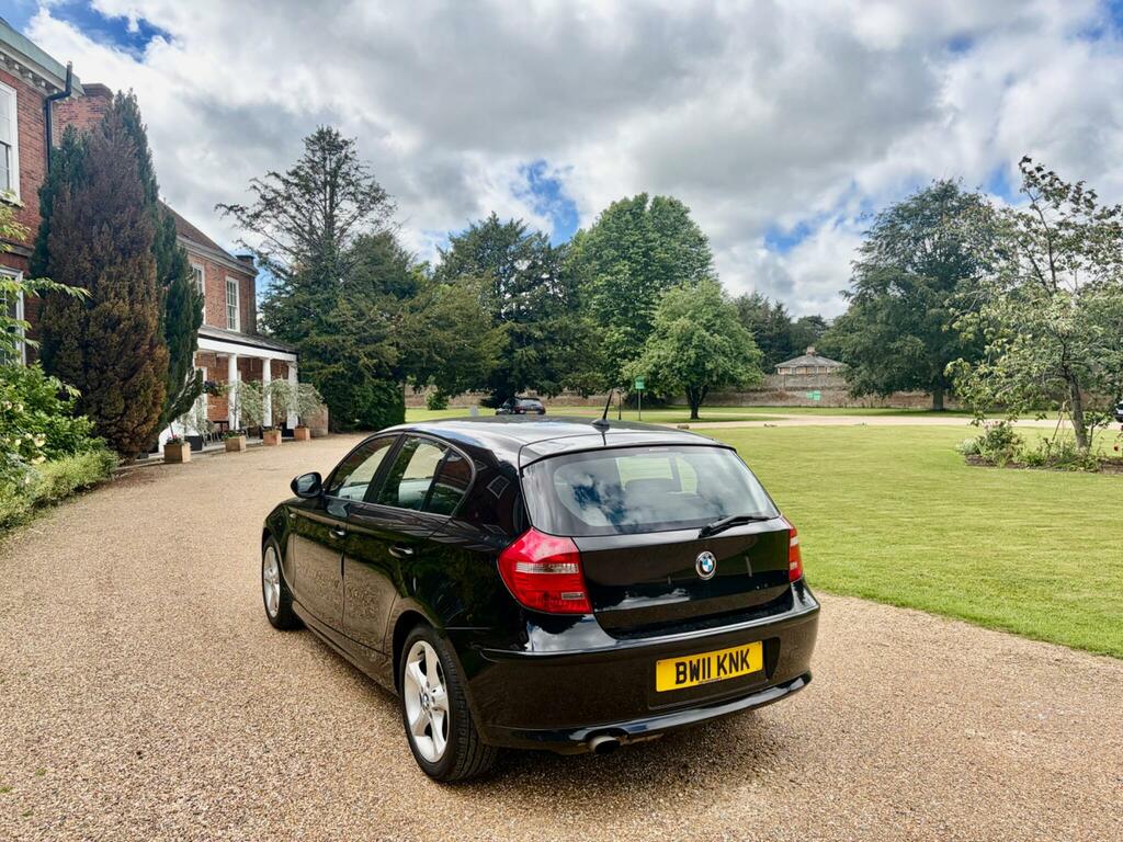 BMW 1 Series Black #18