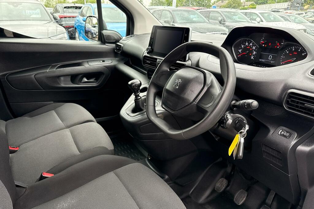 Peugeot Partner 1000 1.5 Bluehdi 100 Professional Premium Van White #6