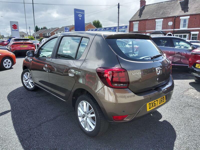 Dacia Sandero 0.9 Tce Laureate Euro 6 Ss Brown #4
