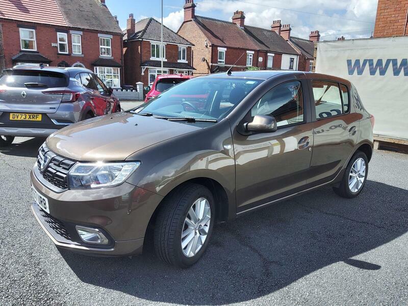 Dacia Sandero 0.9 Tce Laureate Euro 6 Ss Brown #3