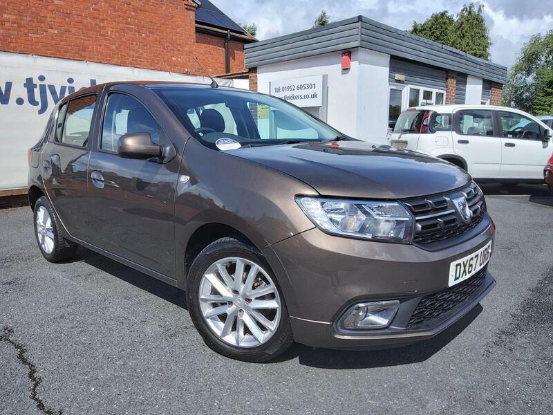 Dacia Sandero 0.9 Tce Laureate Euro 6 Ss Brown