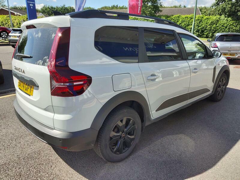 Dacia Jogger 1.6 Hev Extreme #14