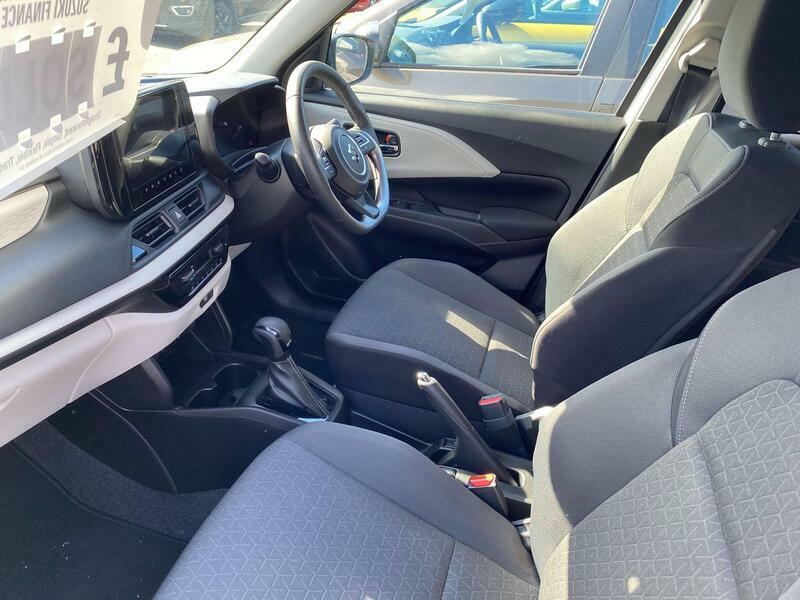 Suzuki Swift 1.2 Mhev Motion Cvt Euro 6 Ss White #3