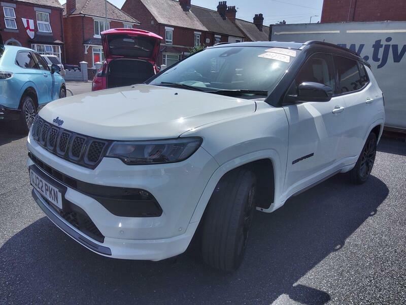 Jeep Compass 1.3 Gse T4 11.4Kwh S 4Xe Euro 6 Ss GJ22PKN Black #3