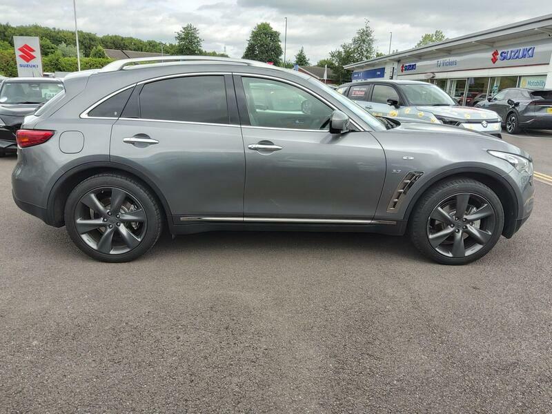 Infiniti QX70 Ultimate D Black #7