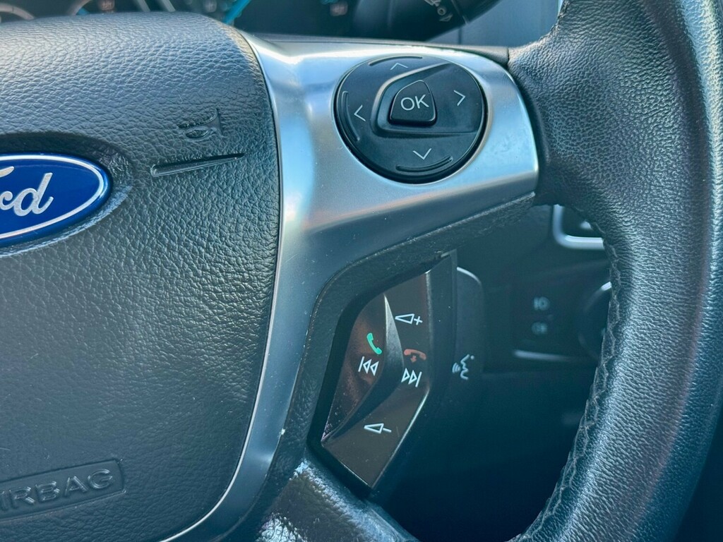 Ford Focus 1.0T Ecoboost Titanium Hatchback Black #20