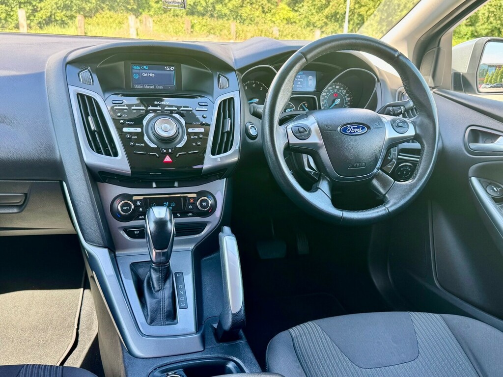 Ford Focus 1.0T Ecoboost Titanium Hatchback Black #15