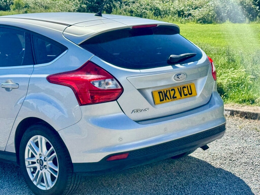 Ford Focus 1.0T Ecoboost Titanium Hatchback Black #9