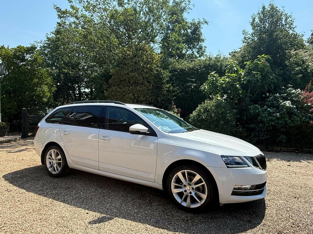 Skoda Octavia 1.5 Tsi Act Se L Dsg Euro 6 Ss BM68BZB White #2