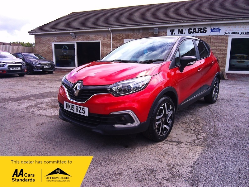 Renault Captur Iconic Dci Red