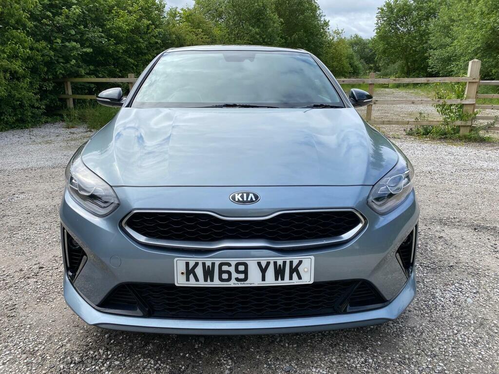 Kia Ceed Hatchback 1.4 T-gdi Gt-line Lunar Edition Dct Euro KW69YWK Silver #2