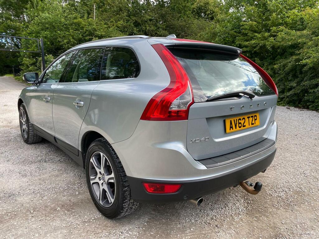 Volvo XC60 2.0 D4 Se Black #44