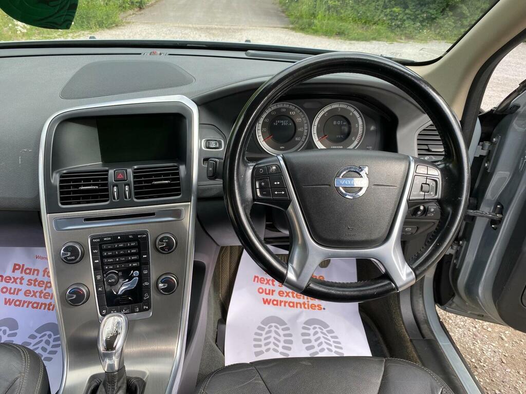 Volvo XC60 2.0 D4 Se Black #12