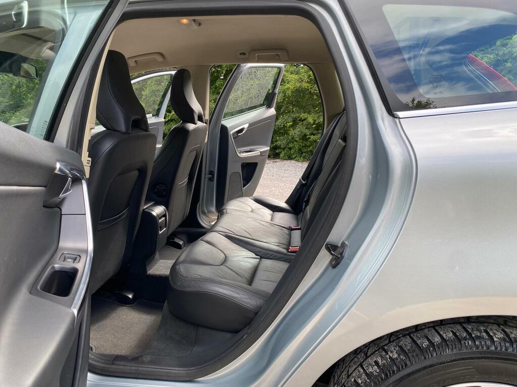 Volvo XC60 2.0 D4 Se Black #55
