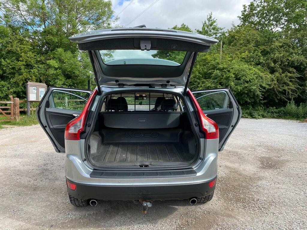 Volvo XC60 2.0 D4 Se Black #54