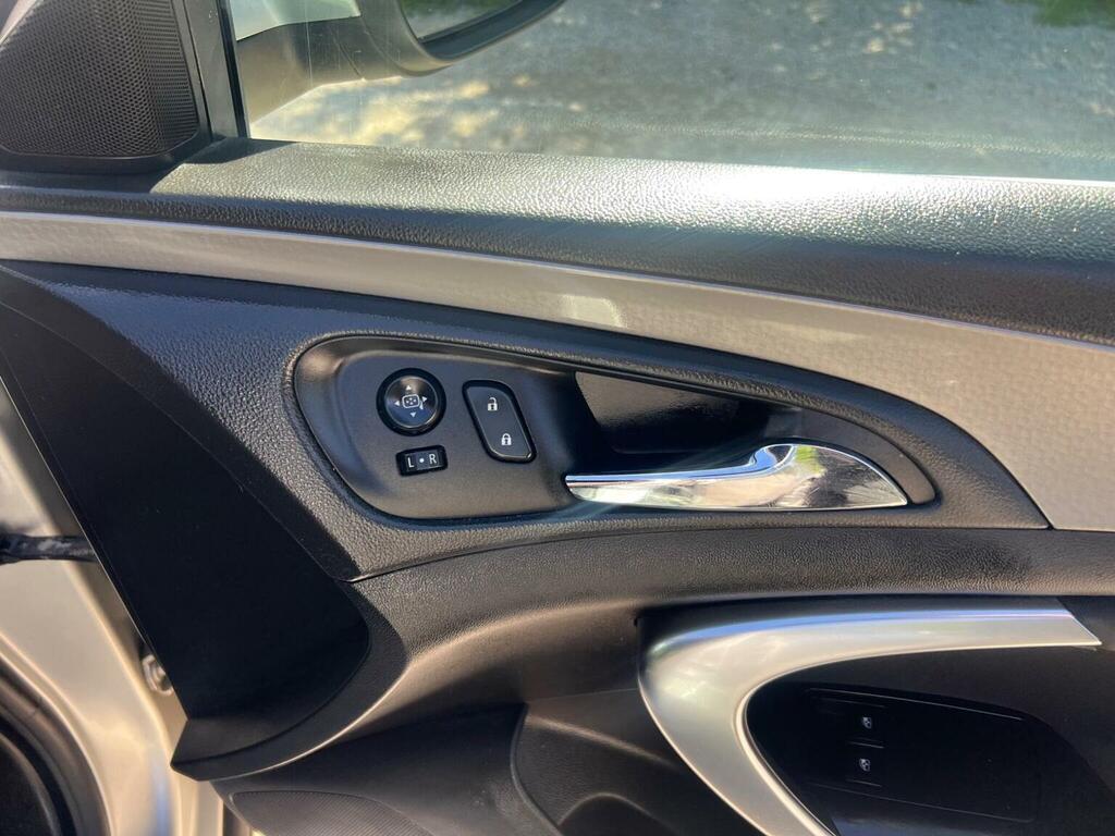 Vauxhall Insignia Petrol Black #52