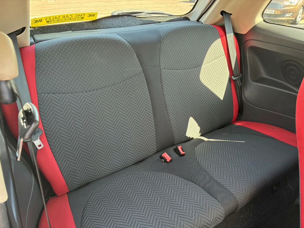 Fiat 500 Hatchback Red #13